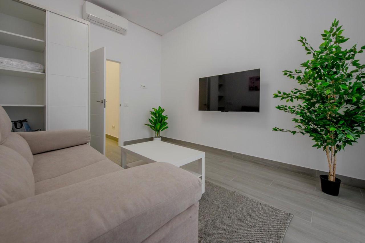 Suara Apartamentos 1 Мадрид Екстериор снимка