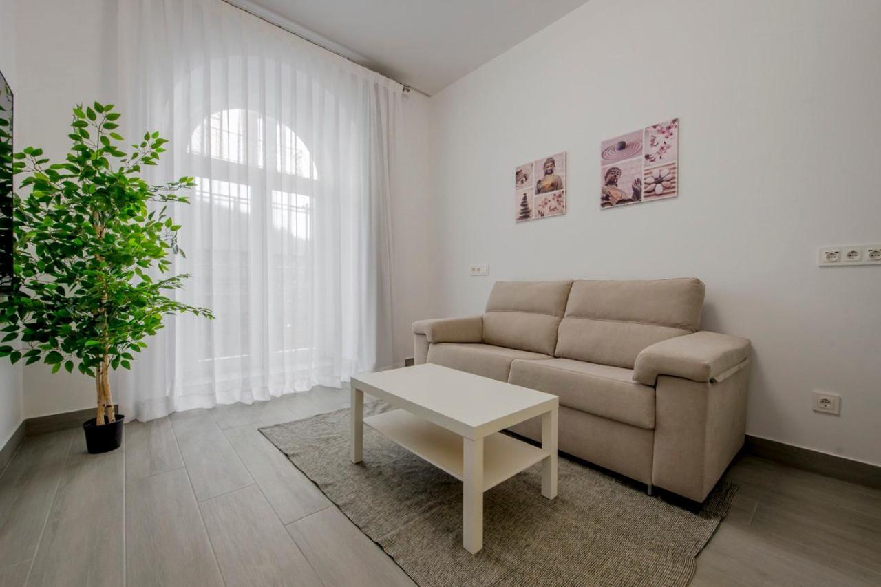 Suara Apartamentos 1 Мадрид Екстериор снимка