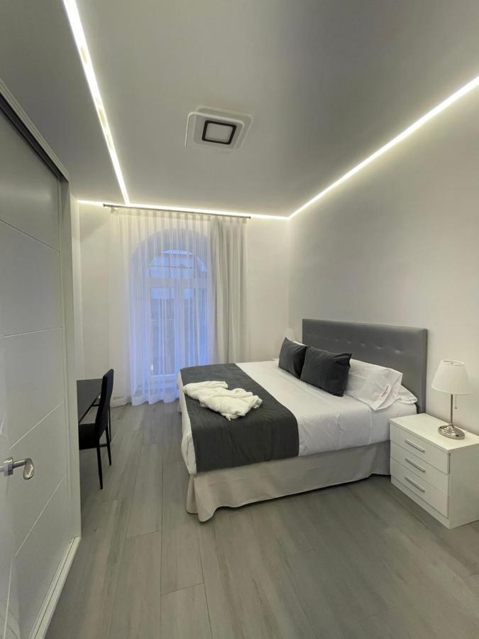 Suara Apartamentos 1 Мадрид Екстериор снимка